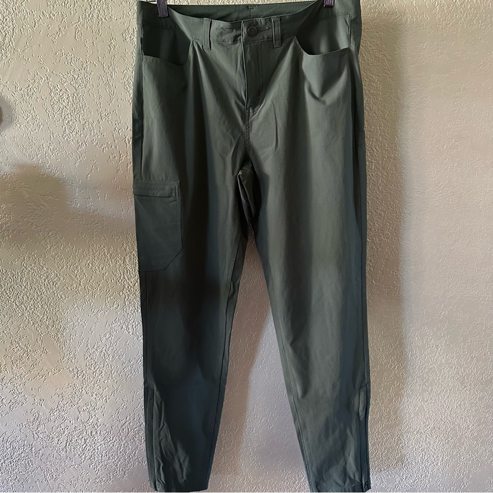 Women’s Patagonia Quandary Hiking Olive Pants